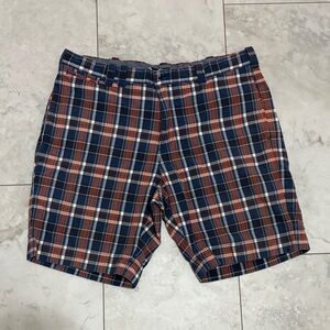 Brooks Brothers Red Fleece plaid shorts size 36